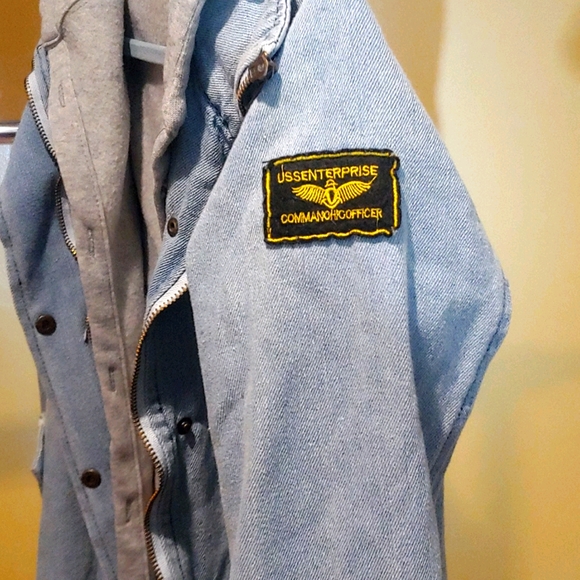 Jacket - Picture 2 of 5